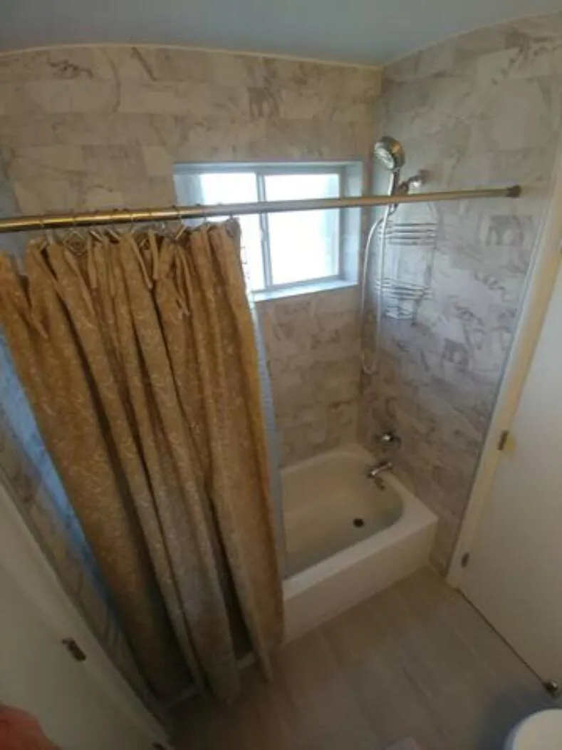2261 NE 171ST STREET #4 North Miami Beach, FL 33160