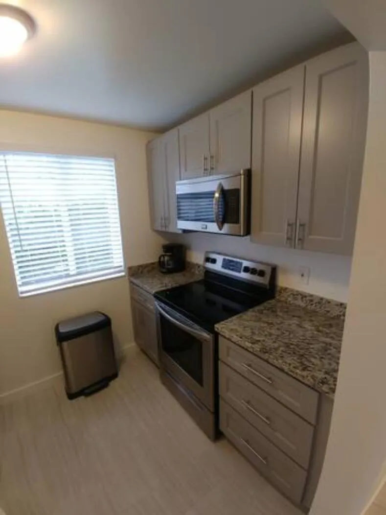 2261 NE 171ST STREET #4 North Miami Beach, FL 33160