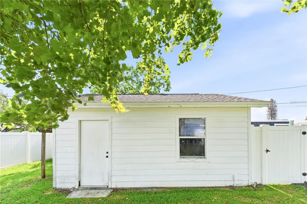 407 TENNESSEE AVENUE St Cloud, FL 34769