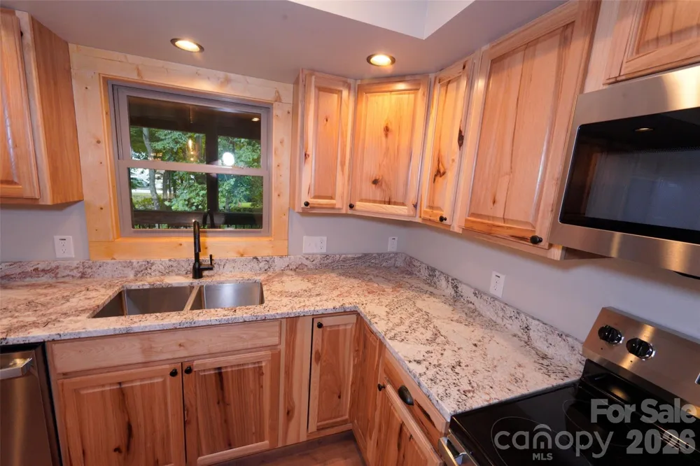616 Twinbrook Lane Maggie Valley, NC 28751
