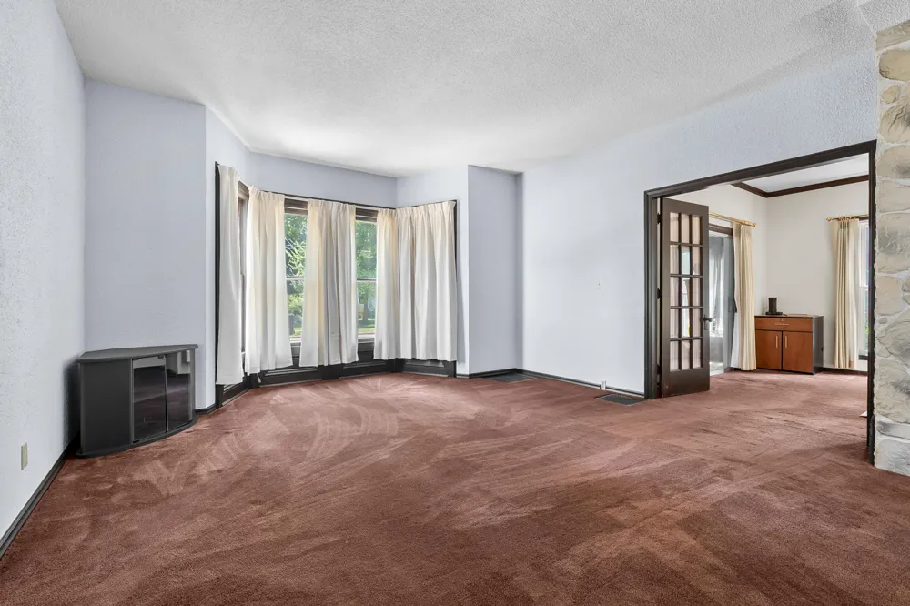 120 Hicks Avenue Plainwell, MI 49080