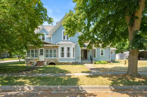 120 Hicks Avenue