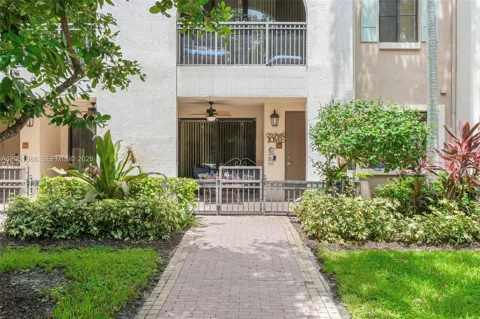 2955 NW 126th Ave #5-104