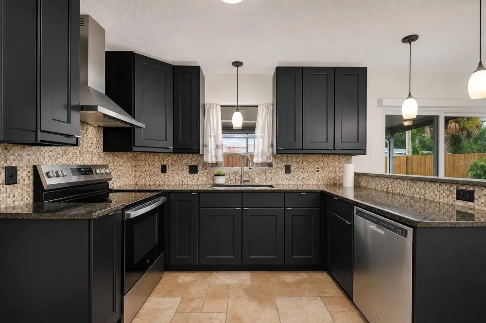 4931 TELLSON PLACE Orlando, FL 32812