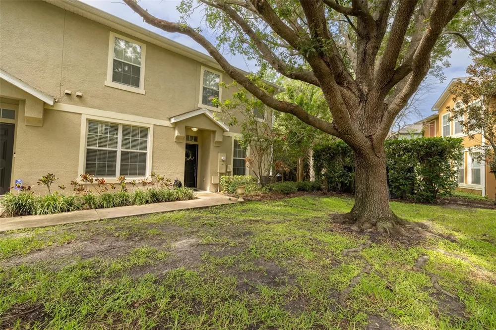 6717 EAGLE FEATHER DRIVE Riverview, FL 33578