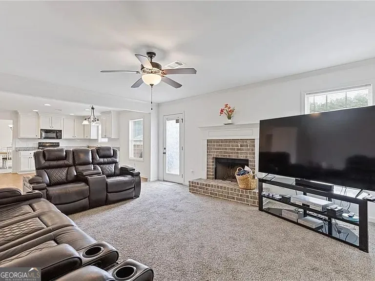 796 Pinnacle DR Winder, GA 30680