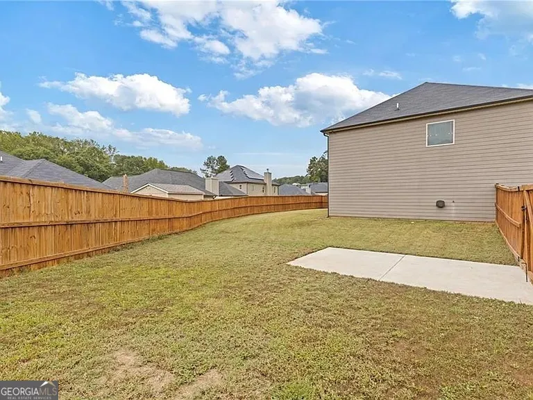 796 Pinnacle DR Winder, GA 30680