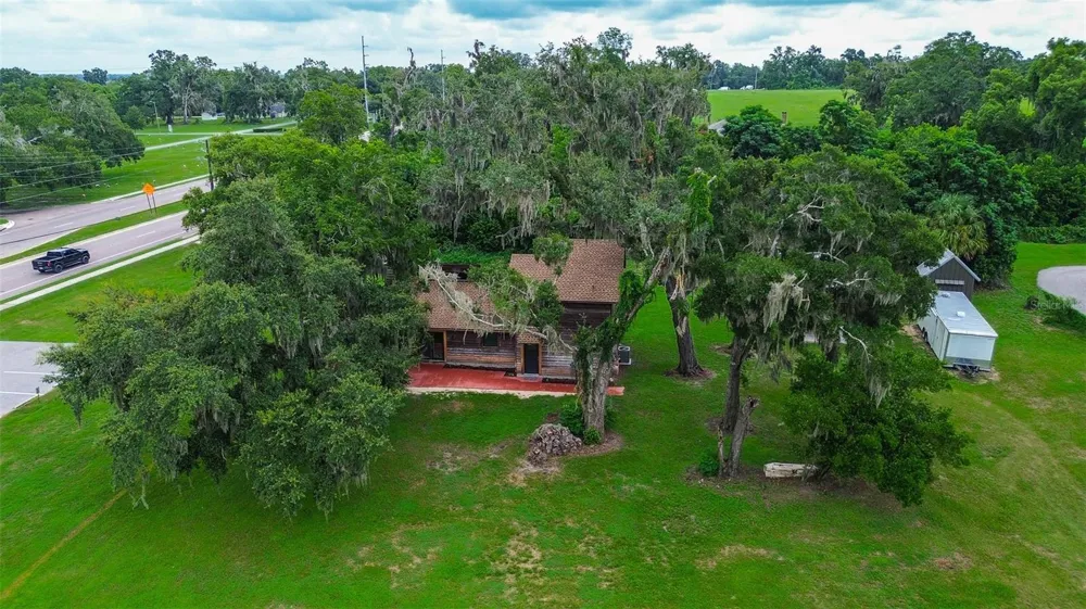 11700 VALLEY ROAD Dade City, FL 33525