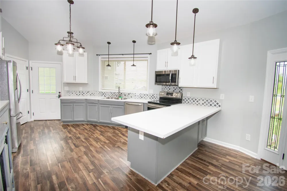 1807 Warren Avenue Gastonia, NC 28054