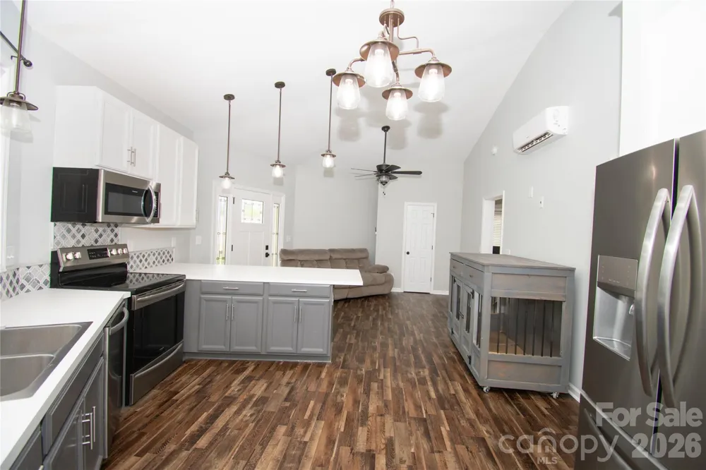 1807 Warren Avenue Gastonia, NC 28054