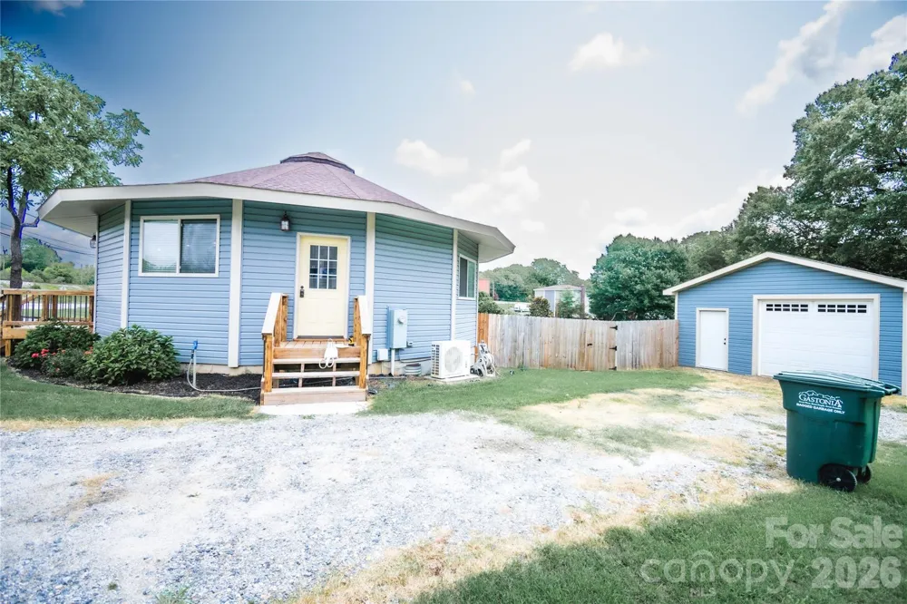 1807 Warren Avenue Gastonia, NC 28054
