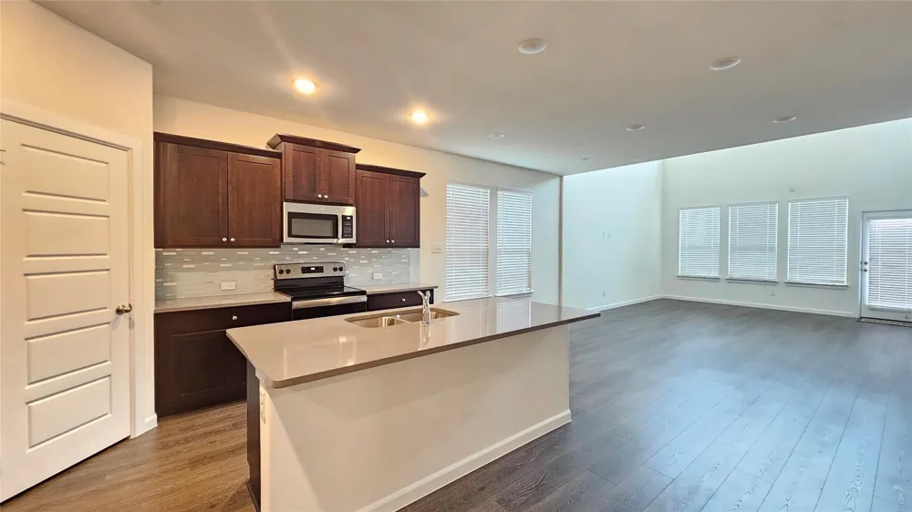 1215 Stagecoach Trail Justin, TX 76247
