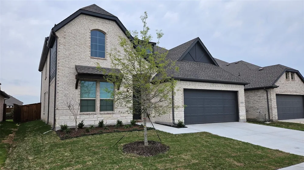1215 Stagecoach Trail Justin, TX 76247
