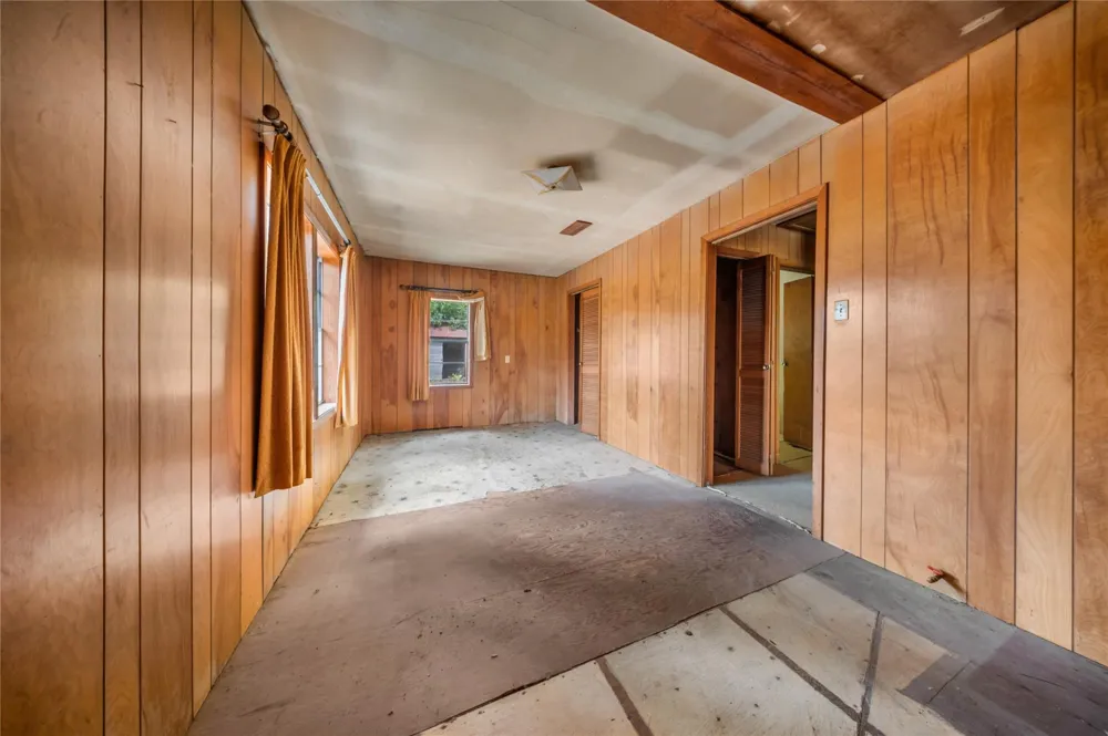 2631 County Road 443 Kirbyville, TX 75956