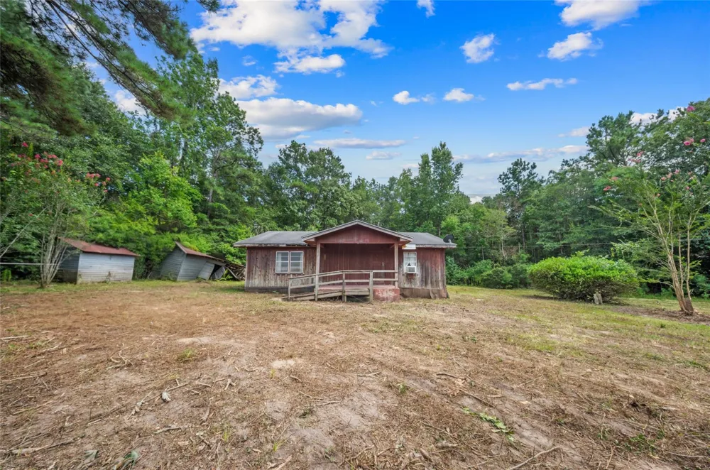 2631 County Road 443 Kirbyville, TX 75956