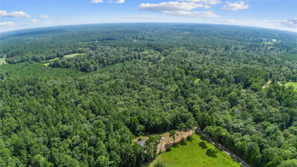 2631 County Road 443 Kirbyville, TX 75956