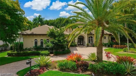 Verona Lago Drive