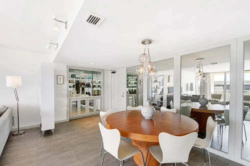 2780 S OCEAN BOULEVARD #510 Palm Beach, FL 33480