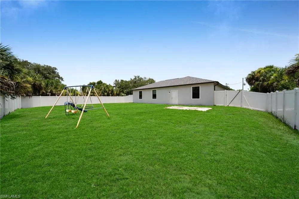 1109 Hilton Circle Labelle, FL 33935