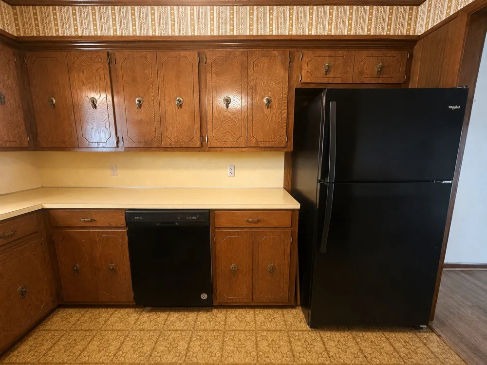 1810 Peach Goldthwaite, TX 76844