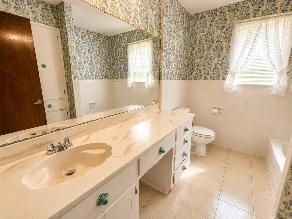 1810 Peach Goldthwaite, TX 76844