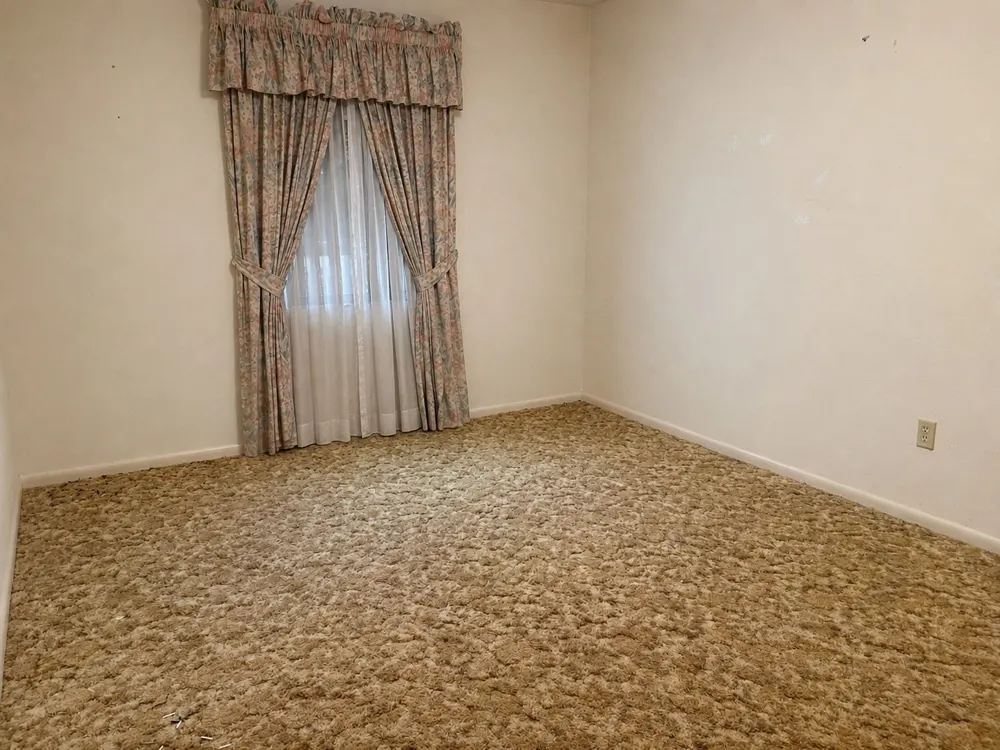 1810 Peach Goldthwaite, TX 76844