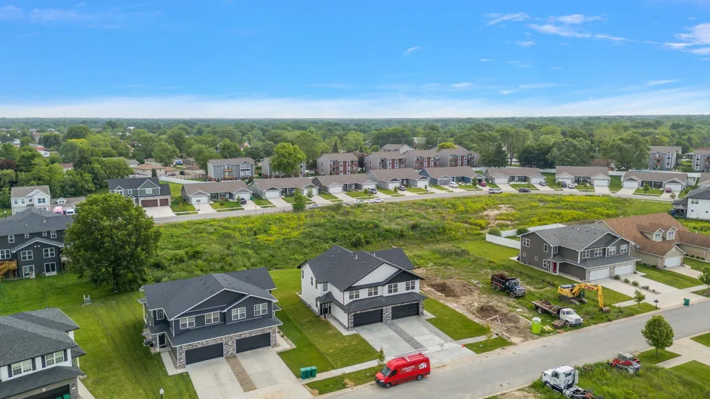 4289 W 77th Avenue Merrillville, IN 46410