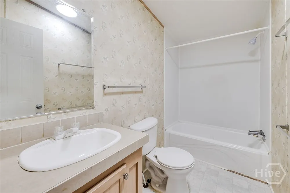 437 Burkhalter Circle Claxton, GA 30417