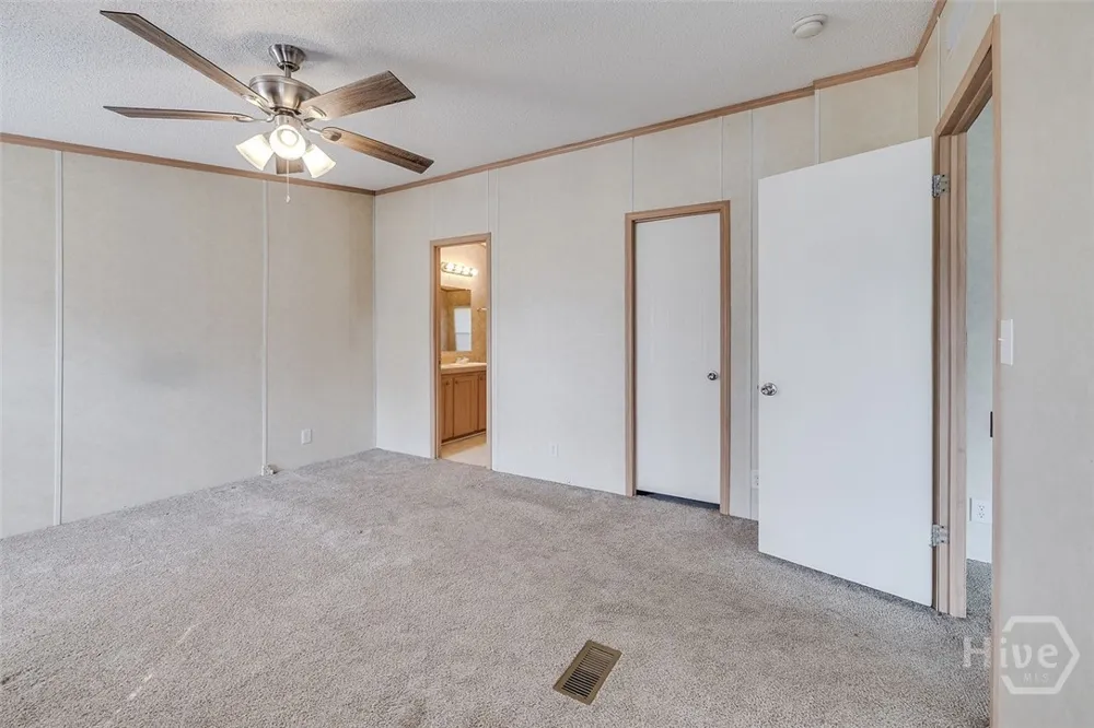 437 Burkhalter Circle Claxton, GA 30417