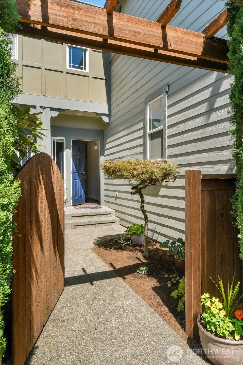6750 163rd Place SE #B Bellevue, WA 98006