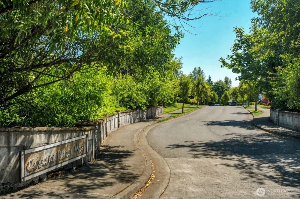 6750 163rd Place SE #B Bellevue, WA 98006