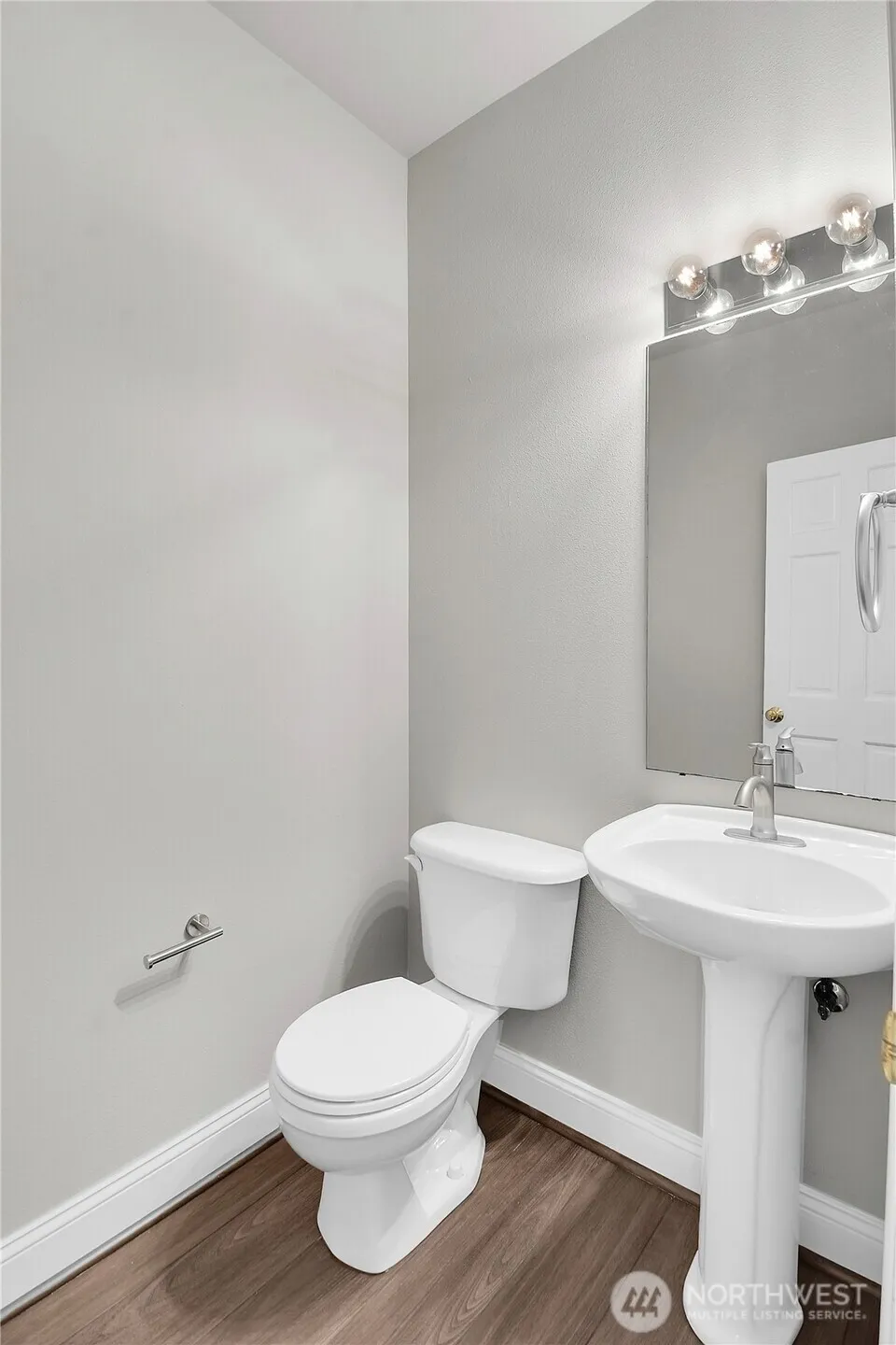 6750 163rd Place SE #B Bellevue, WA 98006