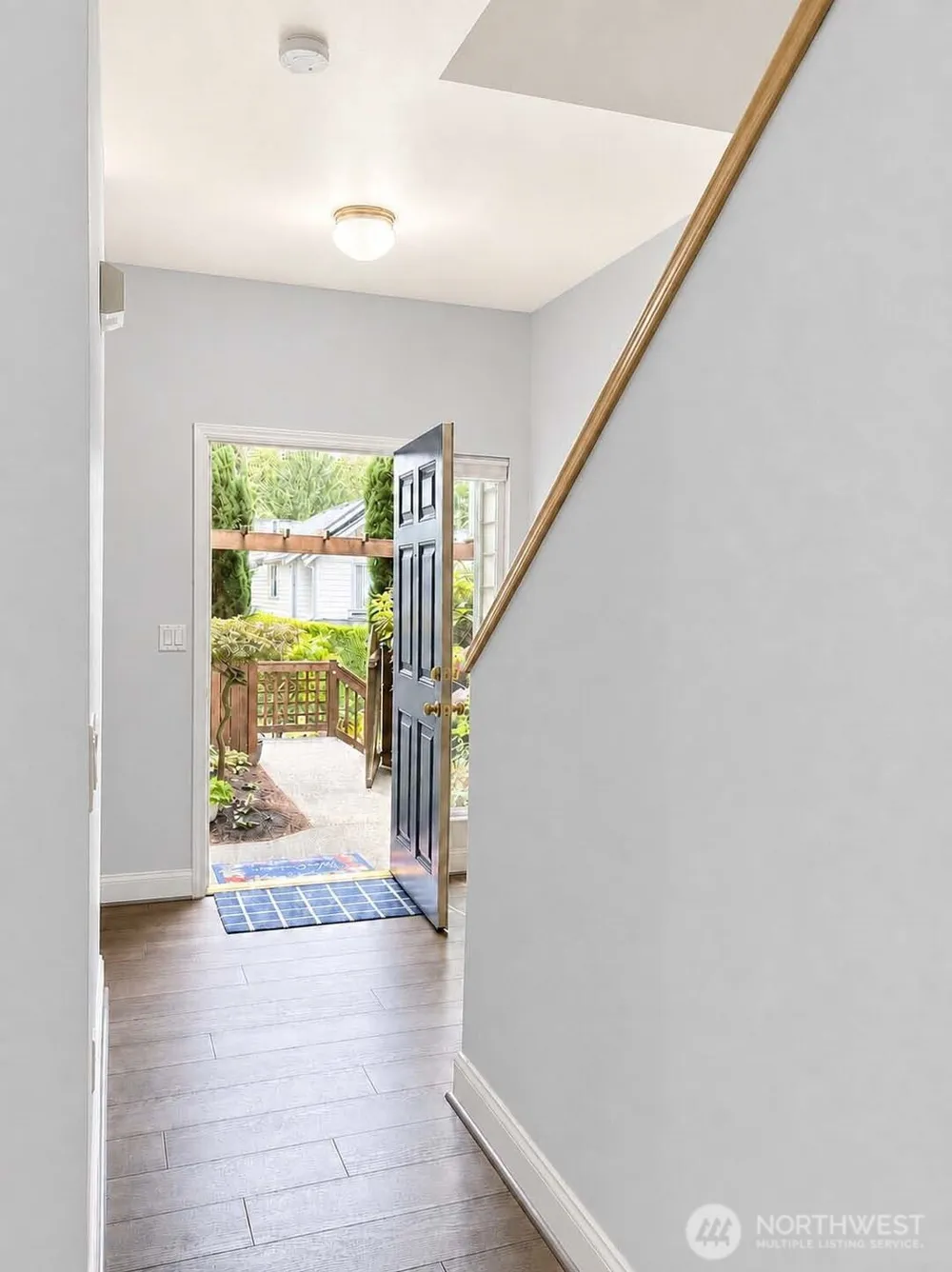6750 163rd Place SE #B Bellevue, WA 98006