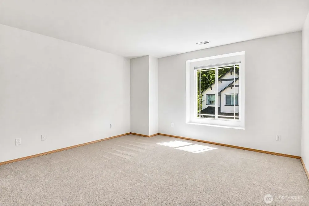 6750 163rd Place SE #B Bellevue, WA 98006