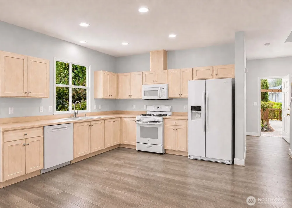 6750 163rd Place SE #B Bellevue, WA 98006