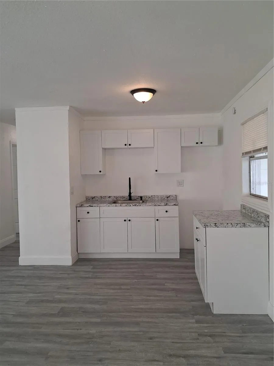 7206 MANDARIN DRIVE Orlando, FL 32819