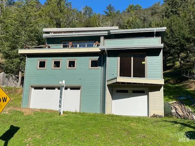 572 Cascade Drive Fairfax, CA 94930