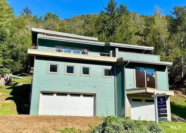 572 Cascade Drive Fairfax, CA 94930