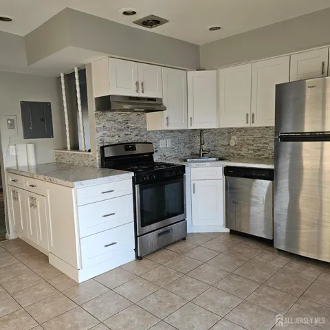 32 Judson Street #12B