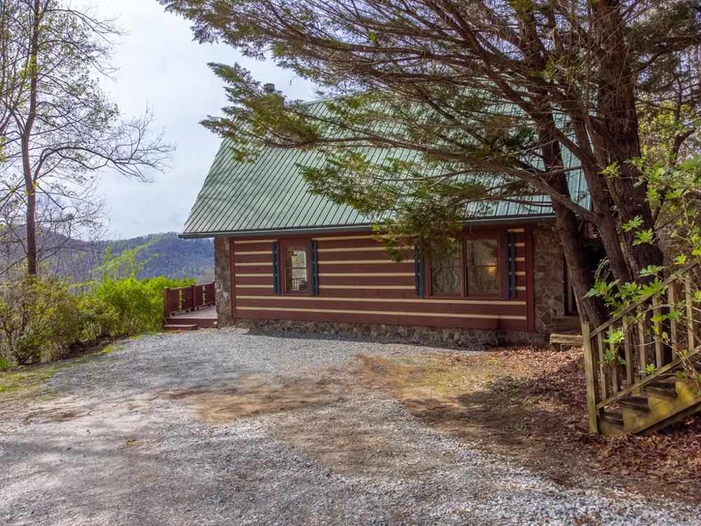 Ridge Place Bryson City, NC 28713