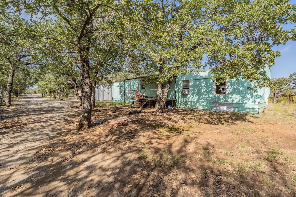 417 Wood River Road Millsap, TX 76066