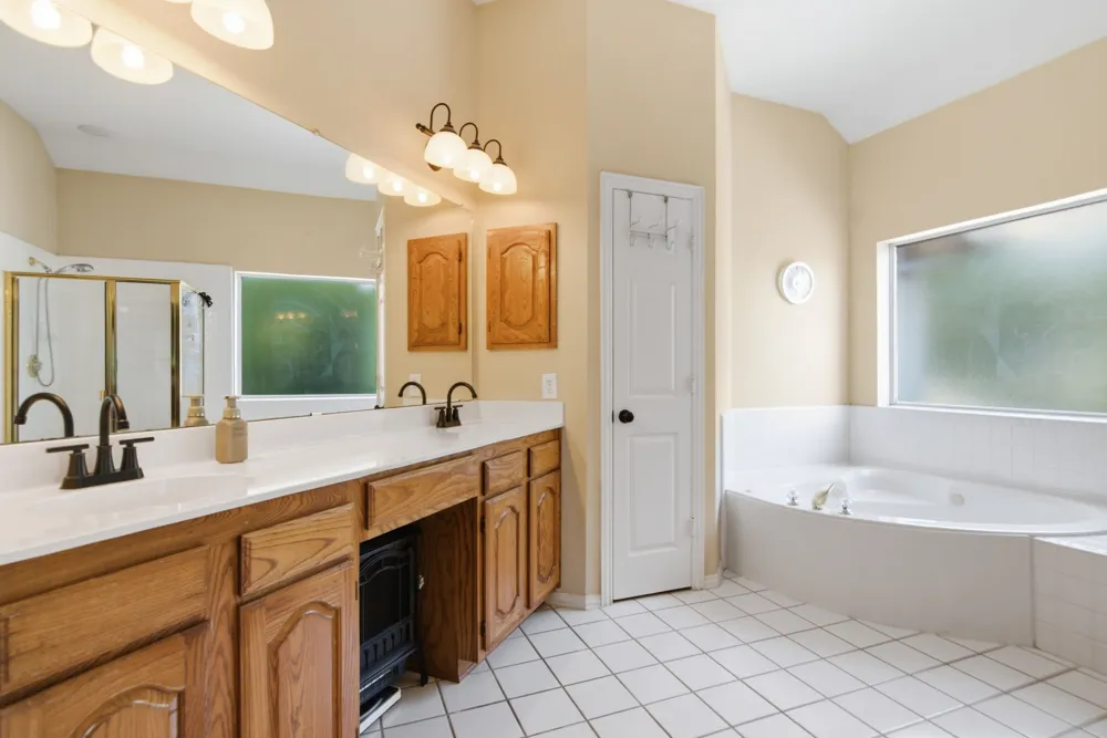 5225 Merced Drive Fort Worth, TX 76137