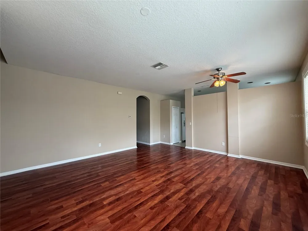 6520 BRIDGECREST DRIVE Lithia, FL 33547