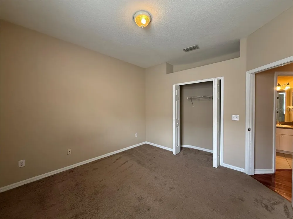 6520 BRIDGECREST DRIVE Lithia, FL 33547