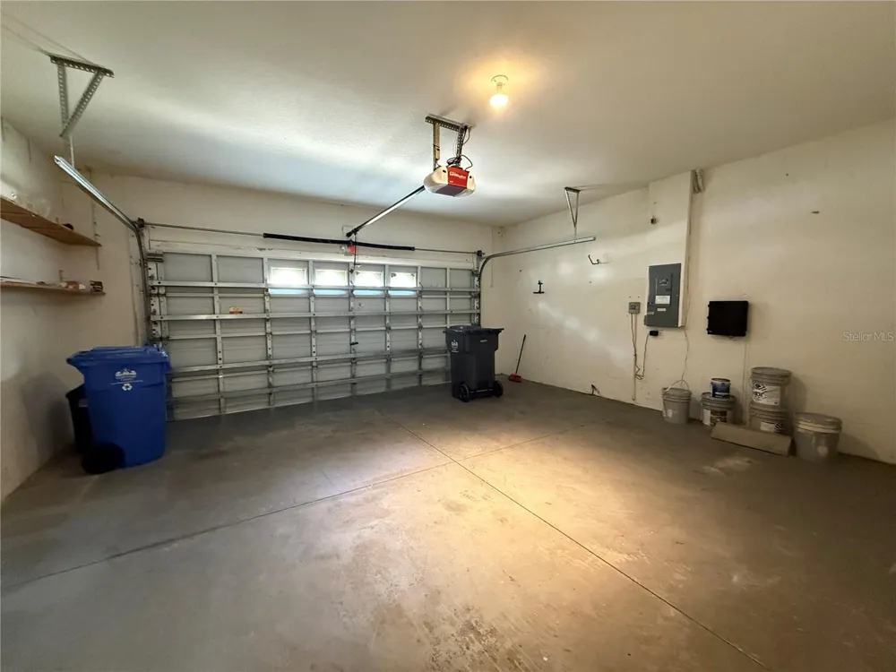 6520 BRIDGECREST DRIVE Lithia, FL 33547