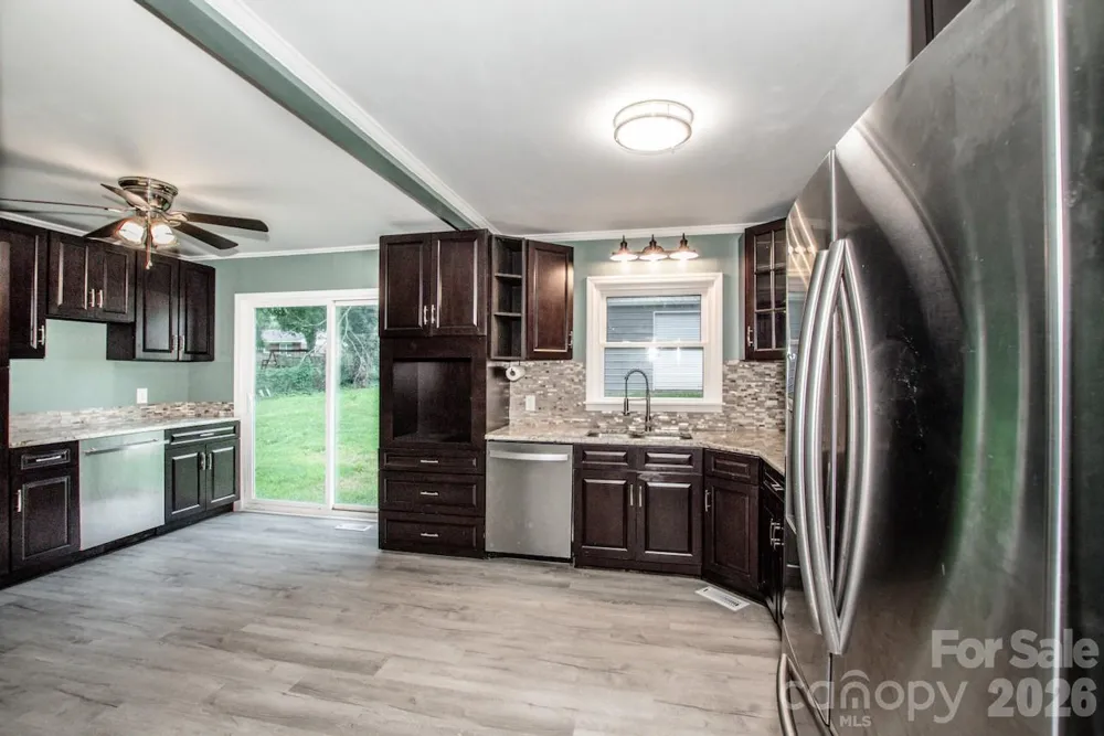 1317 Meadowbrook Circle Salisbury, NC 28144