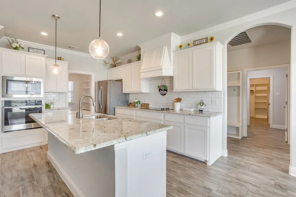 120 Saddle Ridge Drive Godley, TX 76044