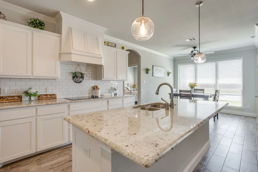 120 Saddle Ridge Drive Godley, TX 76044