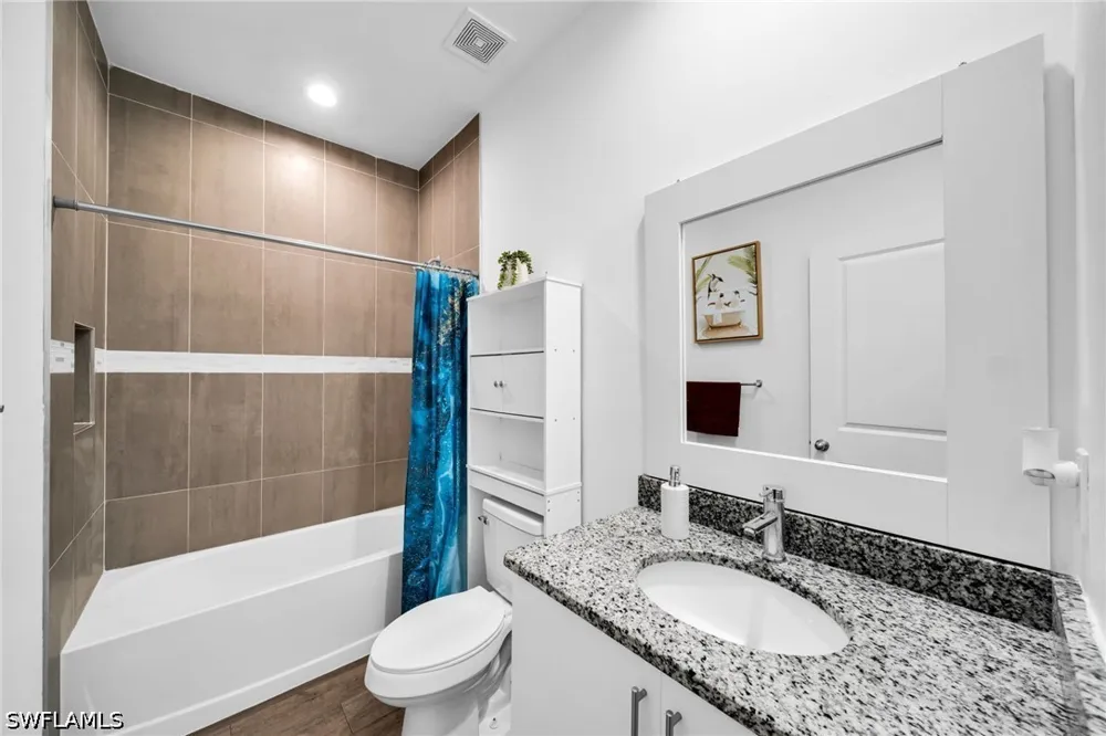 Hilton Circle Labelle, FL 33935