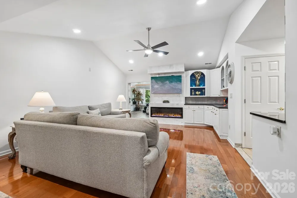 8463 Plantation Way Harrisburg, NC 28075